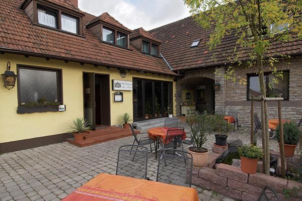 Hotel Am Markt Kleinblittersdorf Bagian luar foto